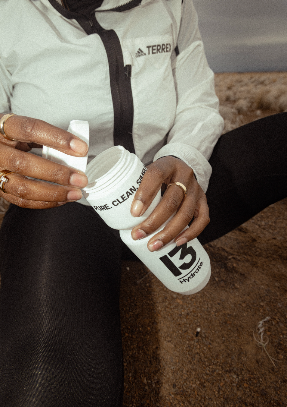750ml Hydrate Squeeze Bottle